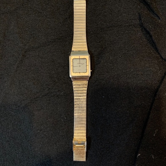 Vintage Jordache LCD Working Watch. - Picture 2 of 7